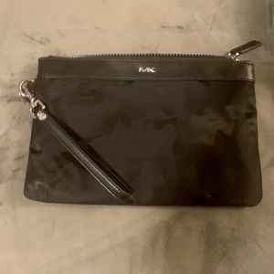 Michael Kors makeup/toiletries bag